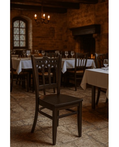 Silla de madera en negro (última unidad)