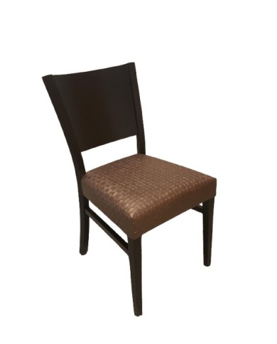 Silla tapizada en marrón bronce con estructura de madera negra, ideal para comedor, restaurante u hostelería
