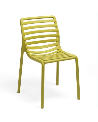 Silla de polipropileno para terraza y jardín