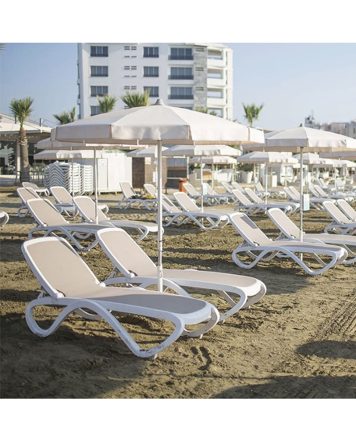 Tumbona Omega NARDI apilable para piscina y exterior