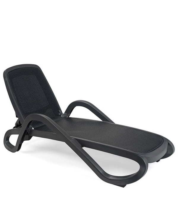 Tumbona con brazos y trama para piscina y playa Alfa Nardi