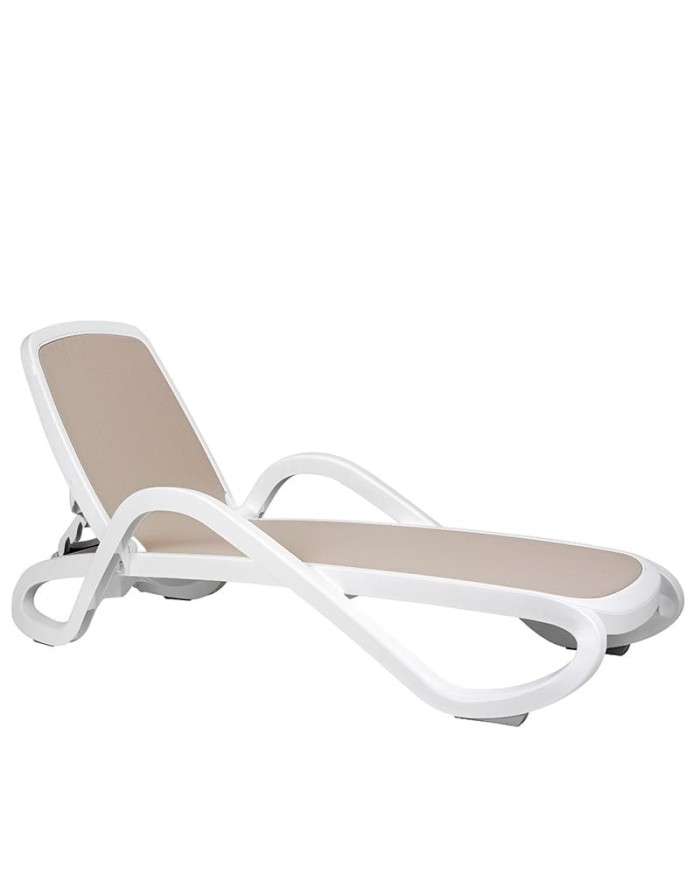 Tumbona con brazos para piscina y playa con tejido transpirable Tumbona con brazos para piscina y playa con tejido transpirable