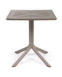 Mesa Clip 70 NARDI con 4 apoyos fabricada en polipropileno con fibra de vidrio para hogar y hostelería. Opción en 80x80 cm.
