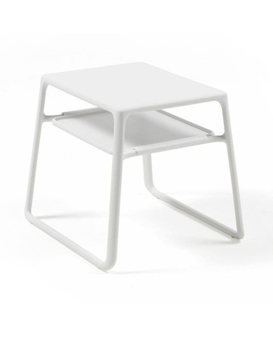 Mesa para piscina entre tumbonas. De Polipropileno en dos alturas