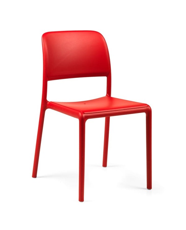 Silla apilable de resina muy resistente para terraza y jardín