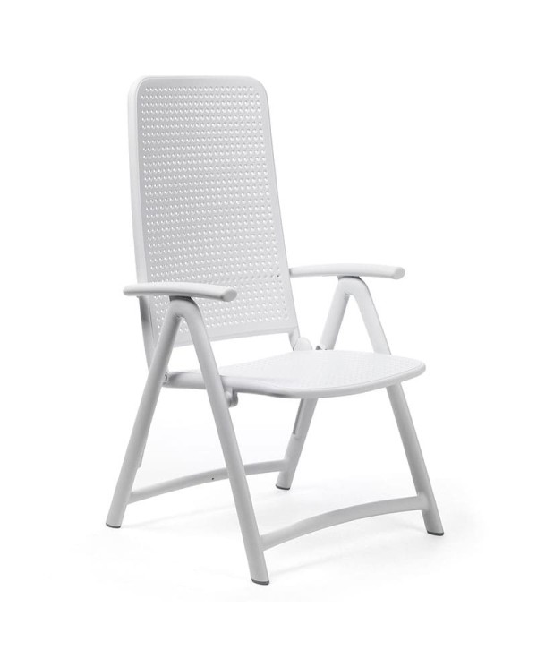 Sillón multiposiciones Darsena Nardi en polipropileno con fibra de vidrio. Plegable y reclinable. Para hogar y hostelería.