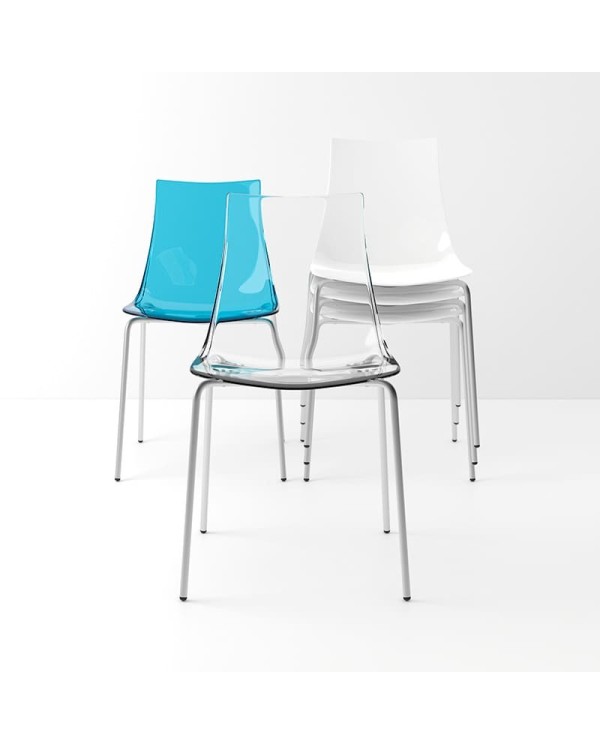 Silla Yanky CANCIO apilable y fabricada en policarbonato con estructura metálica para cocina y hostelería.