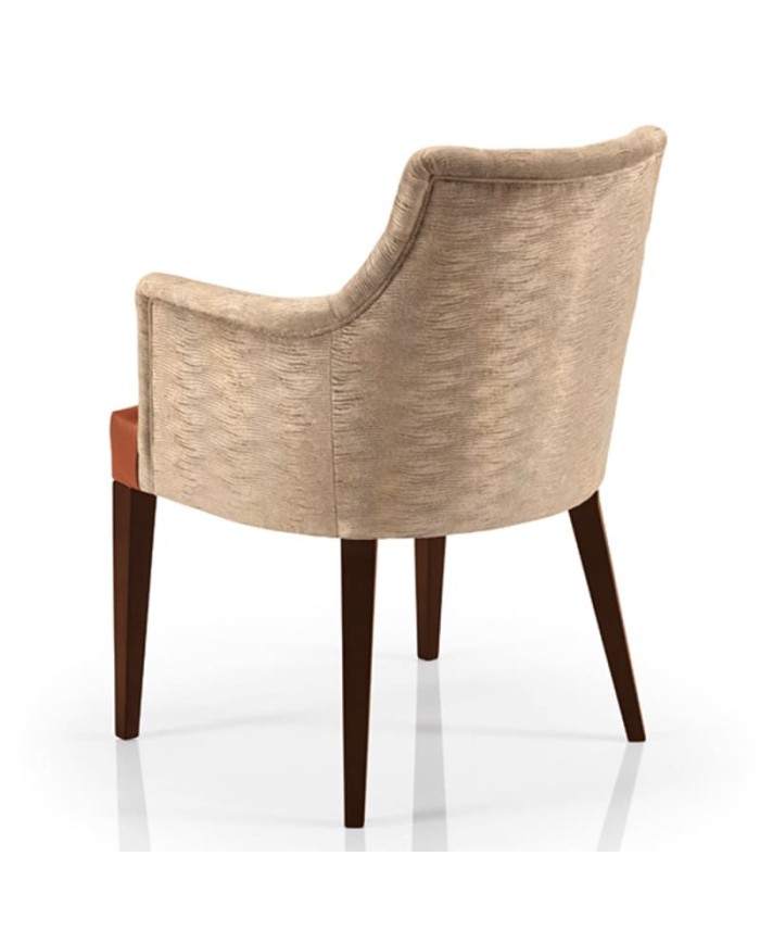 Sillón tapizado con capitoné  JMS Moreira ZH20
