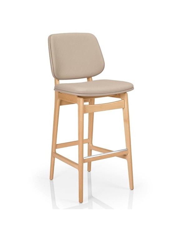 Taburete alto de madera con respaldo y asiento tapizado para hogar y hostelería interior.