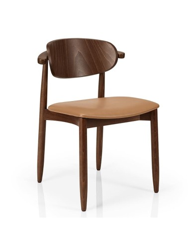 Silla de madera con respaldo curvo y asiento tapizado para hogar y hostelería.