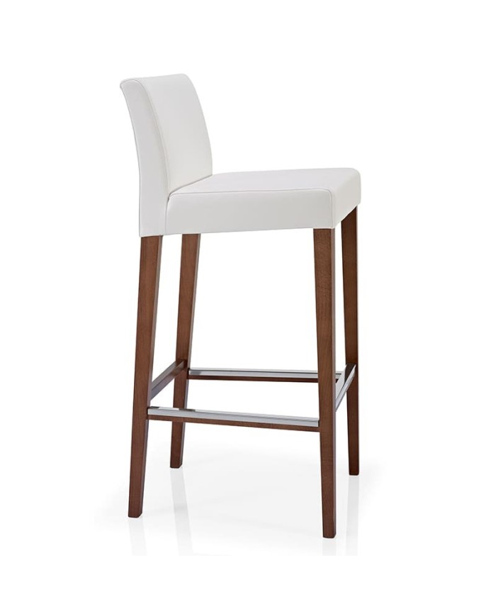 Taburete tapizado con patas de madera y reposapiés metálico para hogar y hostelería. Ideal para barra y encimera.