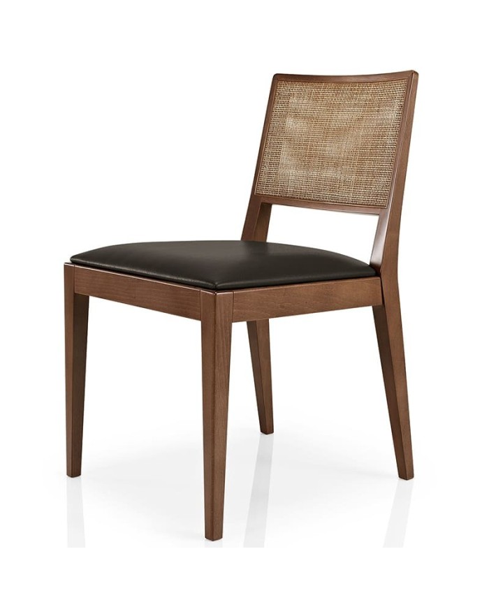 Silla de madera con respaldo de rejilla y asiento tapizado para hogar y hostelería