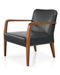 Sillón con asiento y respaldo tapizados con brazos en madera para hogar y hostelería.