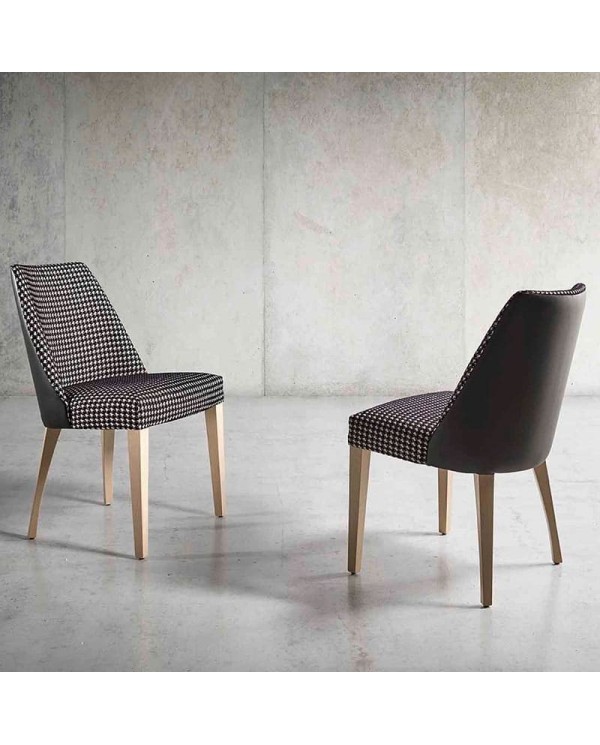 Silla tapizada con respaldo curvo L00