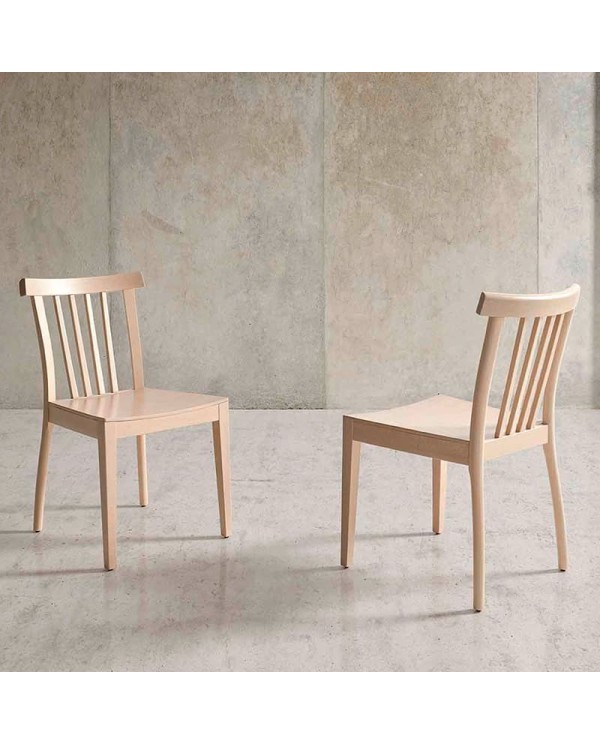 Silla de madera B44