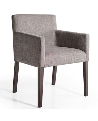 Sillón tapizado con patas de haya. Para hogar y hostelería