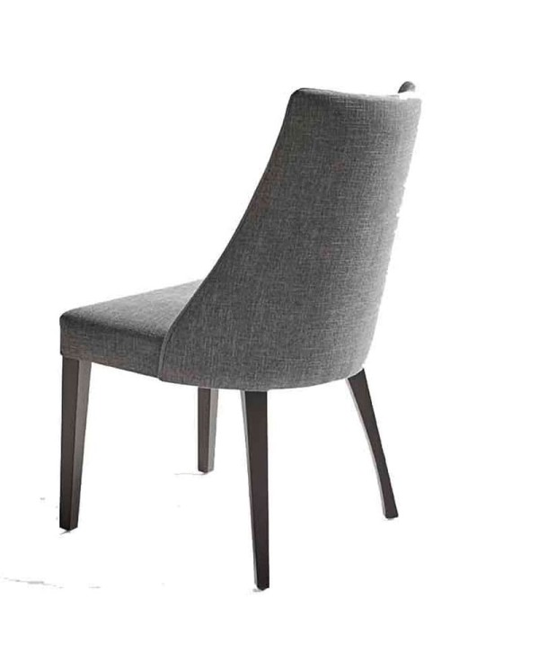 Silla curvada tapizada con capitoné M90