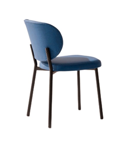 Silla de diseño contemporáneo con tapizado y patas en metal