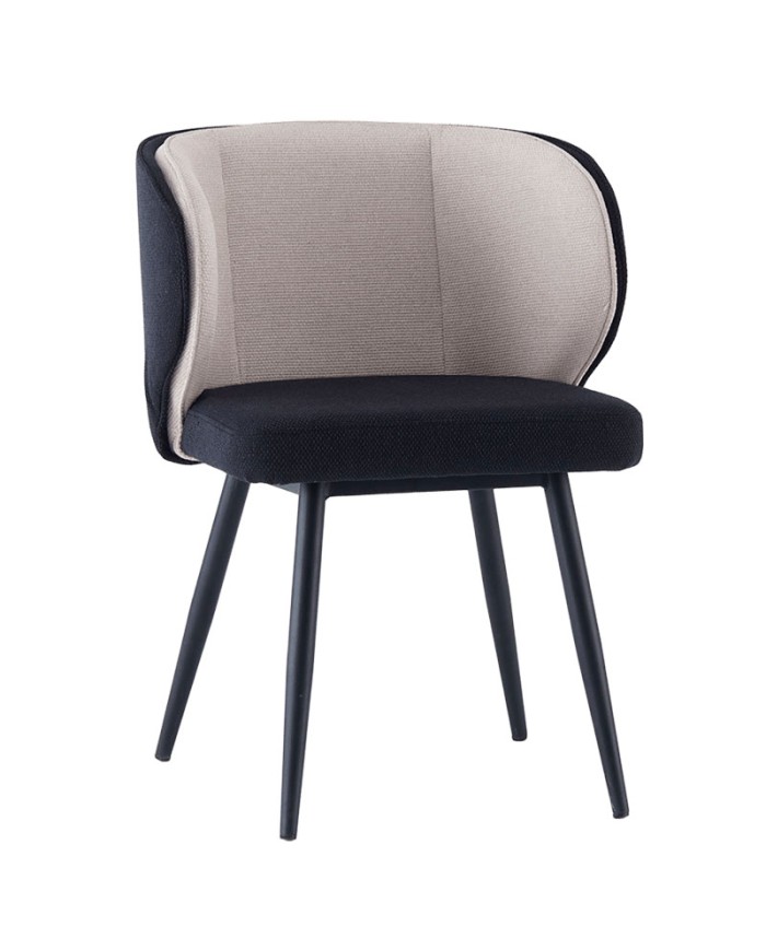 Silla tapizada en tejido beige y negro con patas metálicas cónicas
