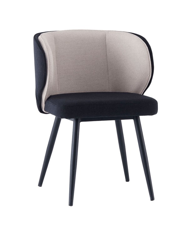 Silla tapizada en tejido beige y negro con patas metálicas cónicas