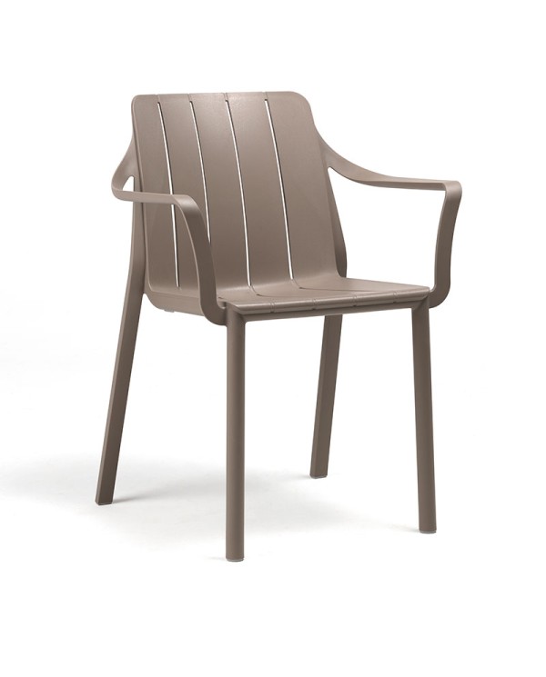 Sillón Tiberina NARDI apilable en hogar y hostelería