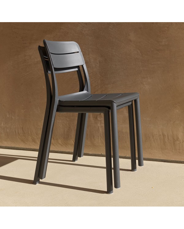 Silla Cassia NARDI apilable para jardín y hostelería