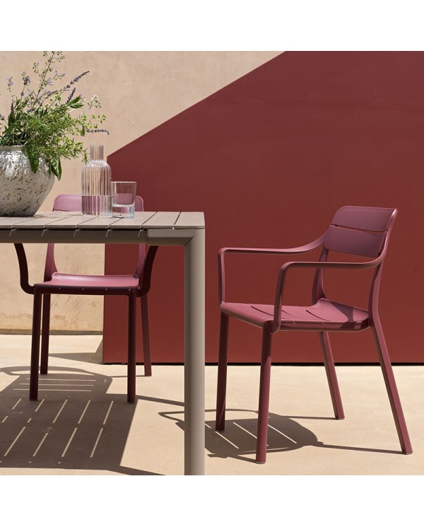 Sillón Cassia NARDI apilable para hogar y hostelería