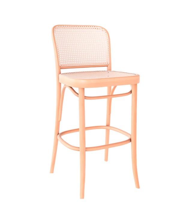 Taburete TON para bares y restaurantes.