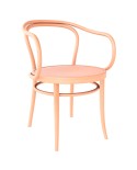 Sillón 30 TON 321 030 fabricado en madera de haya con asiento de madera.