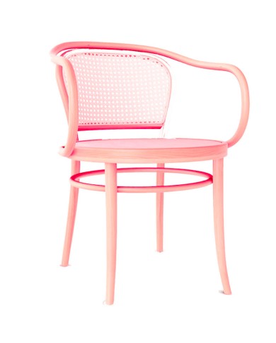 Sillón 33 TON 326 033 con respaldo de mimbre y asiento de madera.