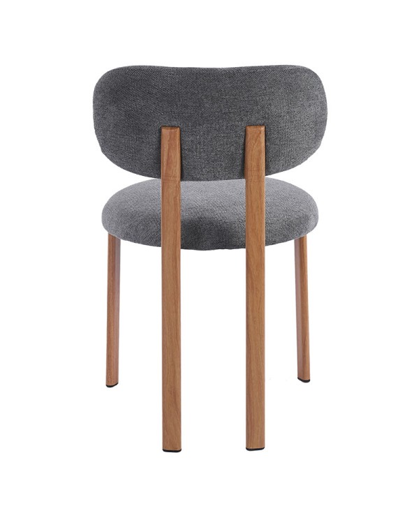 Silla con asiento y respaldo tapizados en gris y patas de acero.