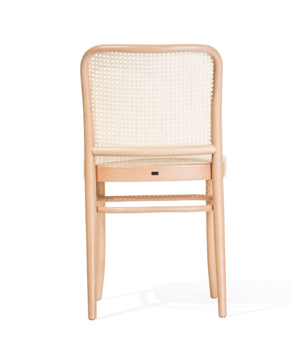Silla TON 811 con asiento y respaldo de mimbre