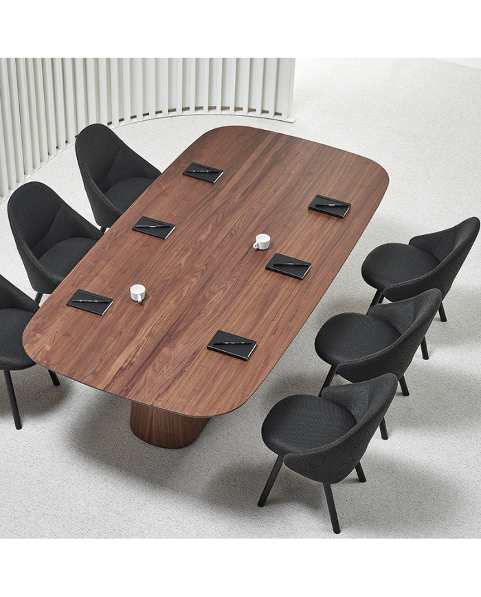 Silla Albu TON de diseño confortable