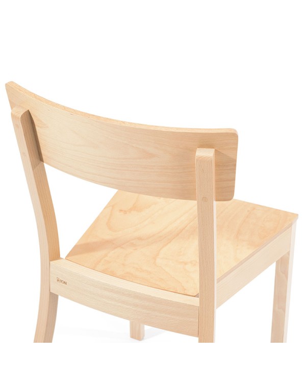 Silla Bergamo TON de madera de haya vista frontal
