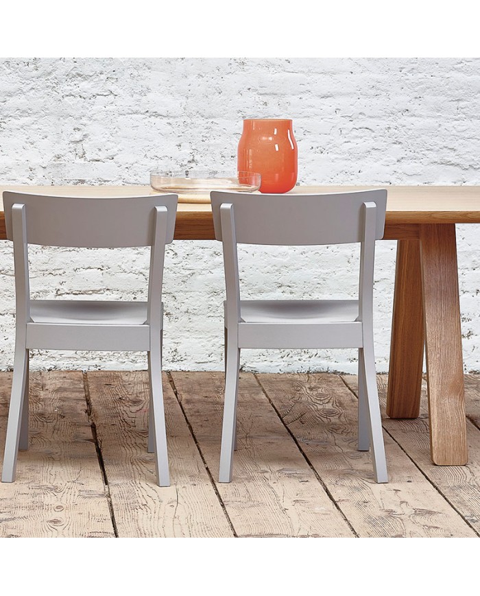 Silla Bergamo de madera para restaurantes y cafeterías