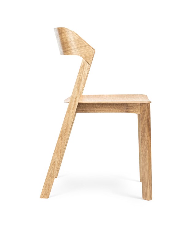 Silla Merano de roble con respaldo de madera curvada