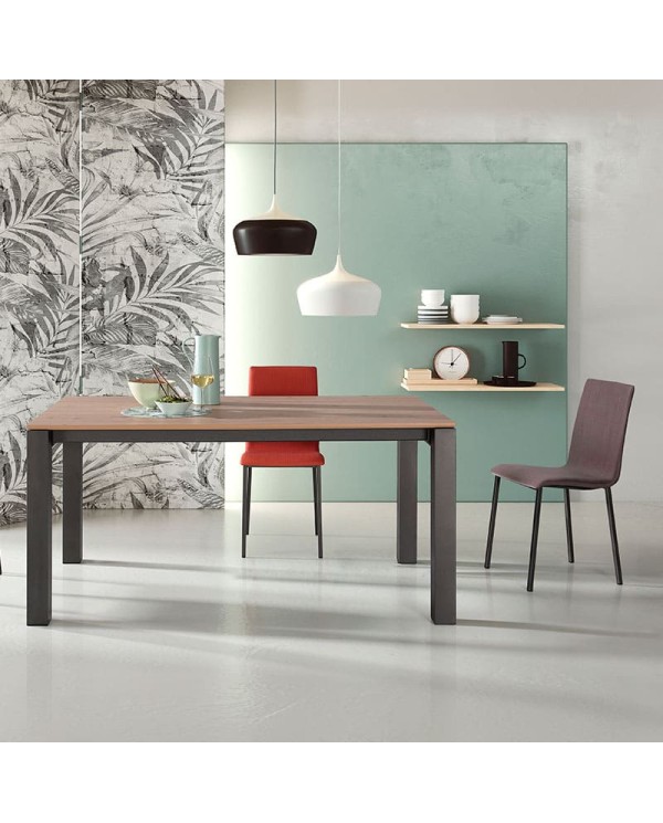 Mesa extensible Fanny Bailén-BHF con estructura metálica y encimera laminado para cocina y comedor.